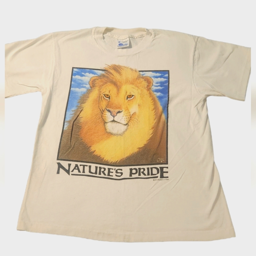 Vintage Lion Tshirt size M Human-i-tees 1995